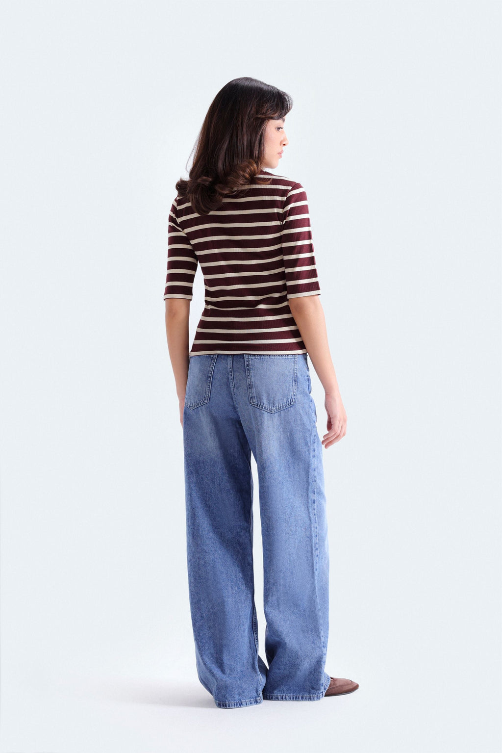 By Shaday Women's Ribbed Striped T-Shirt in Brown
